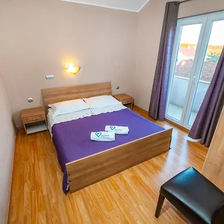 Apartamento Adrian *