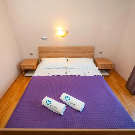 Adrian Apartman Biograd na Moru