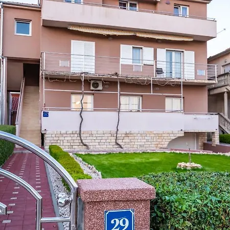 Adrian Apartment Biograd Na Moru