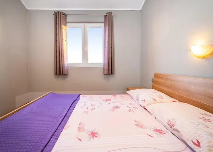 Adrian Apartment