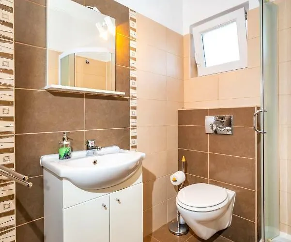 Adrian * Biograd na Moru